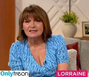 Lorraine Kelly / lorrainekellysmith nude photo #0018