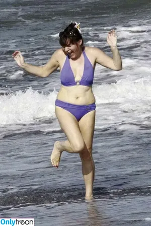 Lorraine Kelly / lorrainekellysmith nude photo #0030