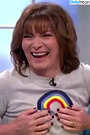 Lorraine Kelly / lorrainekellysmith nude photo #0080
