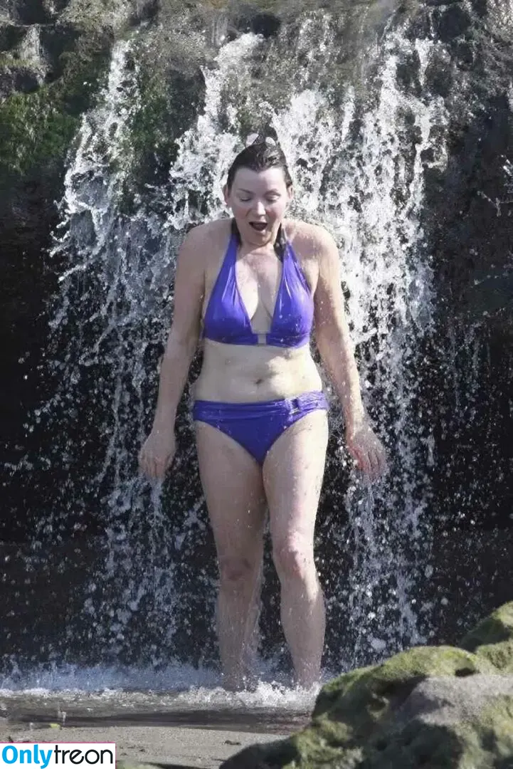 Lorraine Kelly nude photo #0031 (lorrainekellysmith)