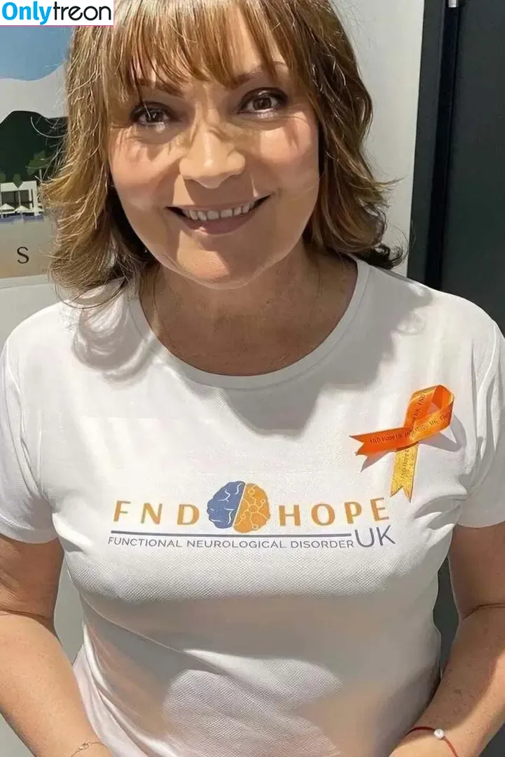 Lorraine Kelly nude photo #0040 (lorrainekellysmith)