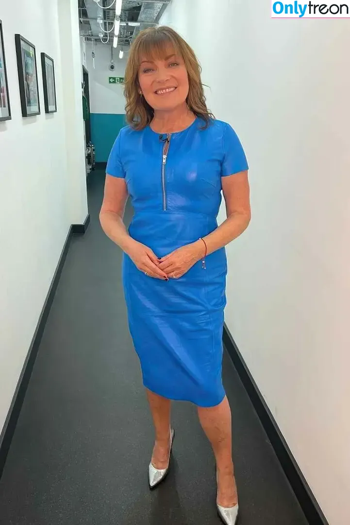 Lorraine Kelly nude photo #0068 (lorrainekellysmith)