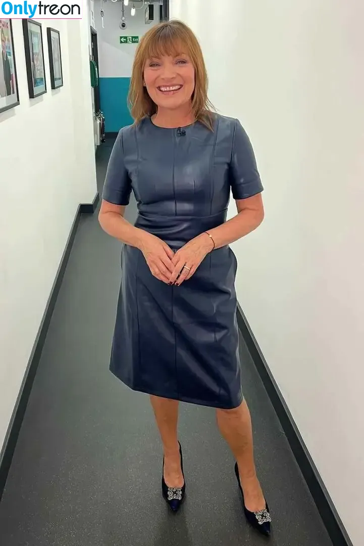 Lorraine Kelly nude photo #0073 (lorrainekellysmith)