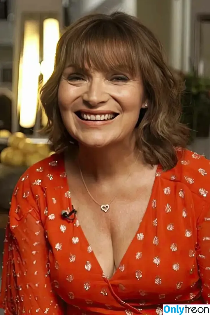 Lorraine Kelly nude photo #0076 (lorrainekellysmith)