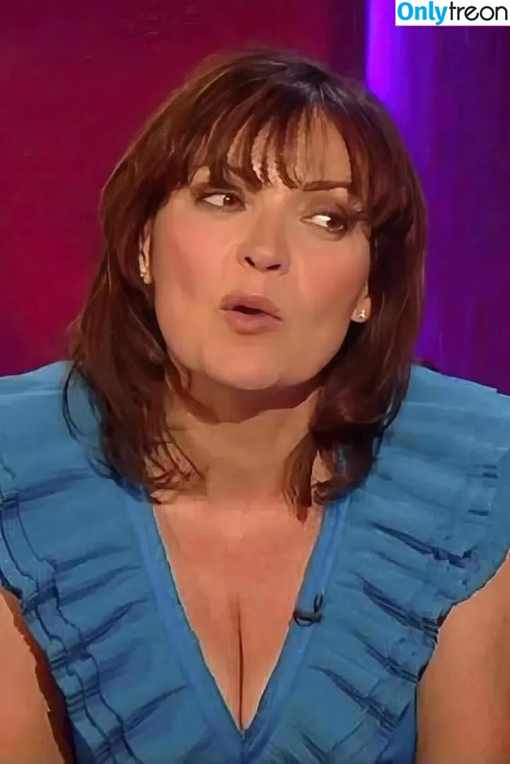 Lorraine Kelly nude photo #0079 (lorrainekellysmith)