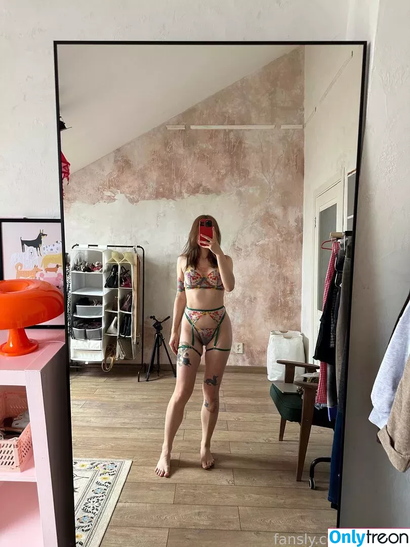 lostodg nude photo #0101 (lost.odg)