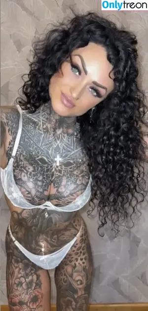  nude photo #0002
