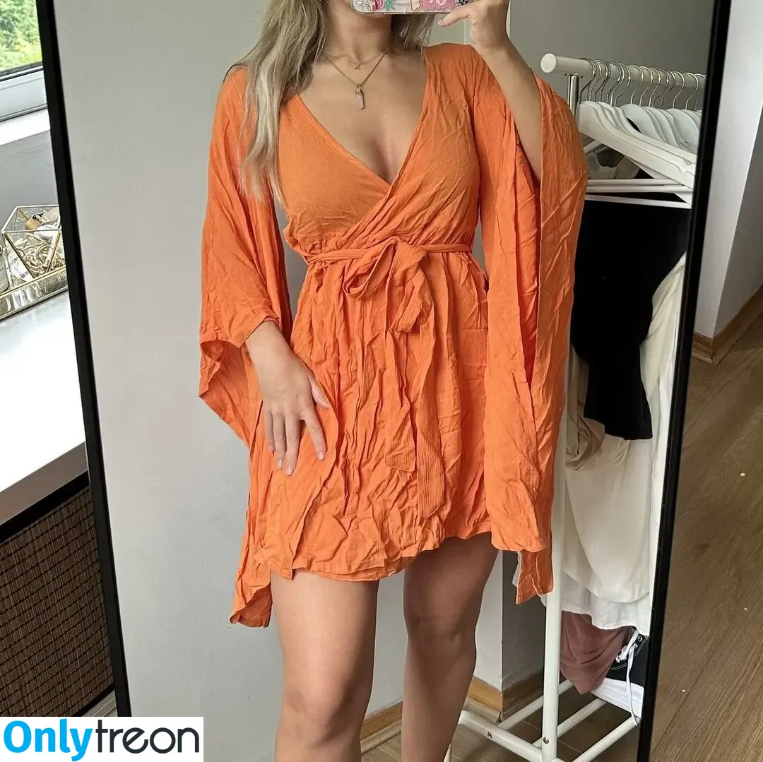 Louise Richardson nude photo #0042 (louisearich / xxxlouis1100)