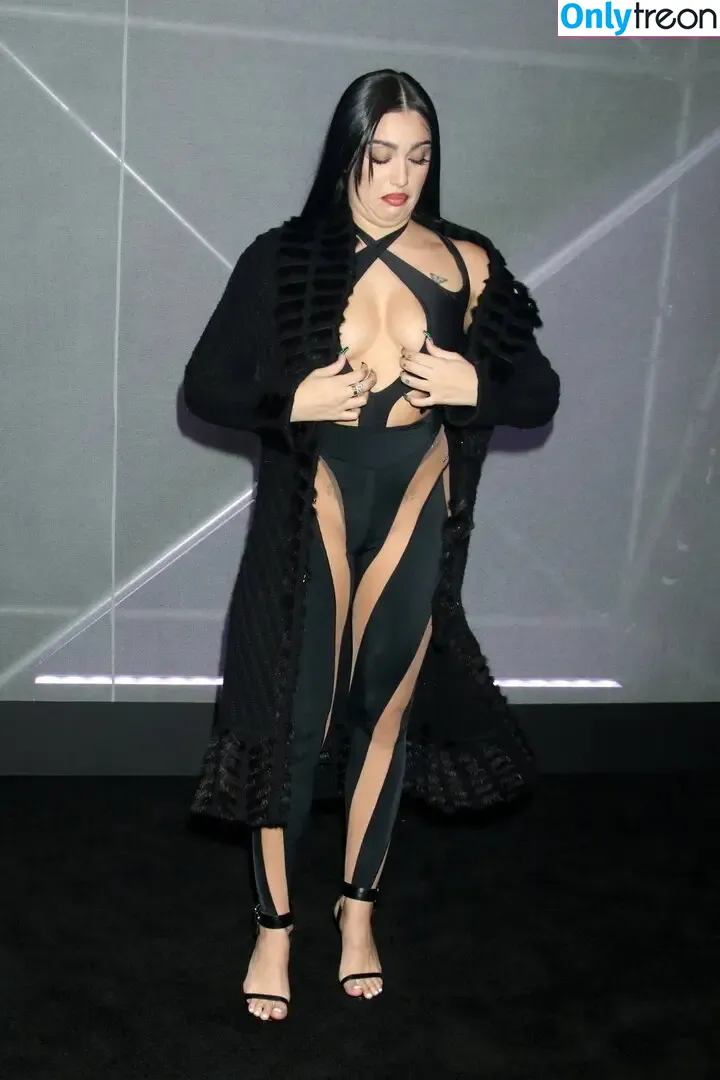Lourdes Maria Ciccone Leon nude photo #0314 (lourdesleon)