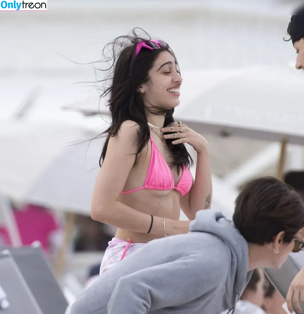 Lourdes Maria Ciccone Leon nude photo #0367 (lourdesleon)