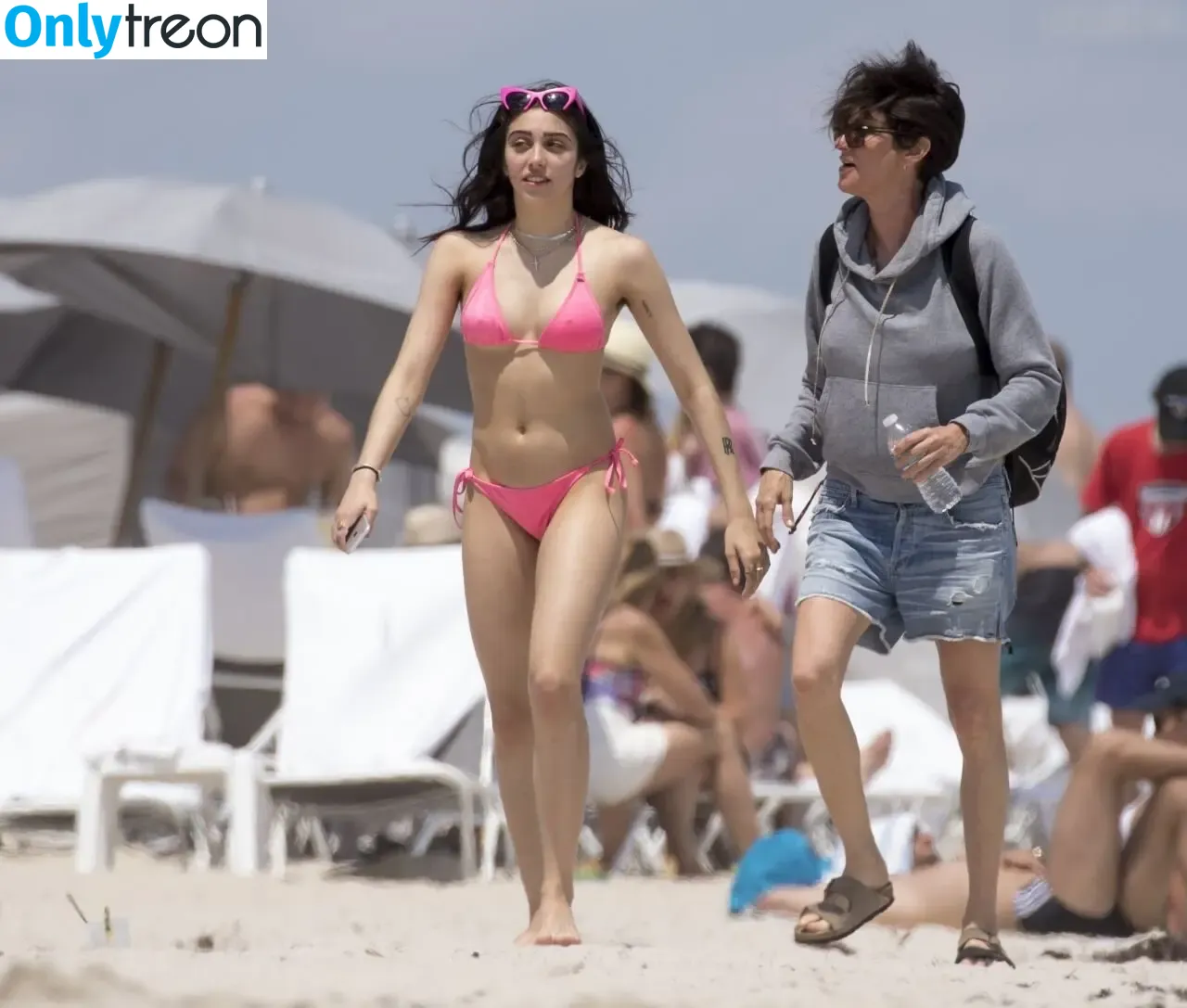 Lourdes Maria Ciccone Leon nude photo #0380 (lourdesleon)