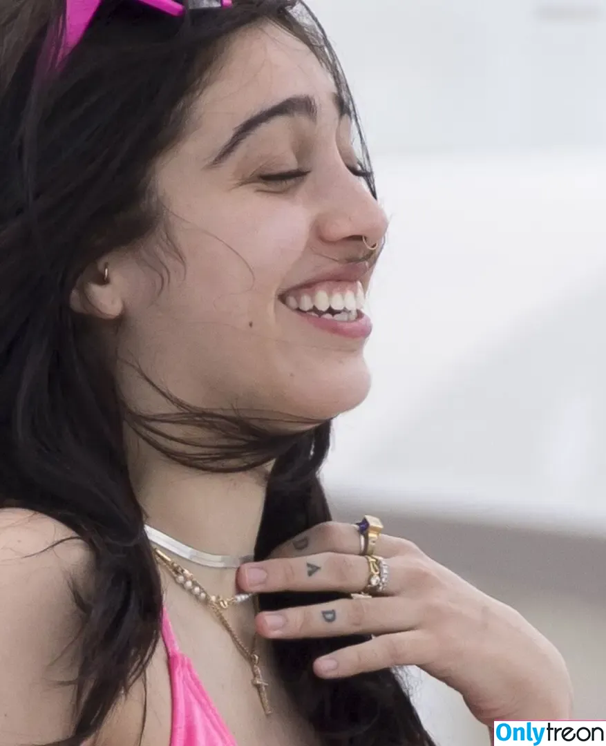 Lourdes Maria Ciccone Leon nude photo #0383 (lourdesleon)