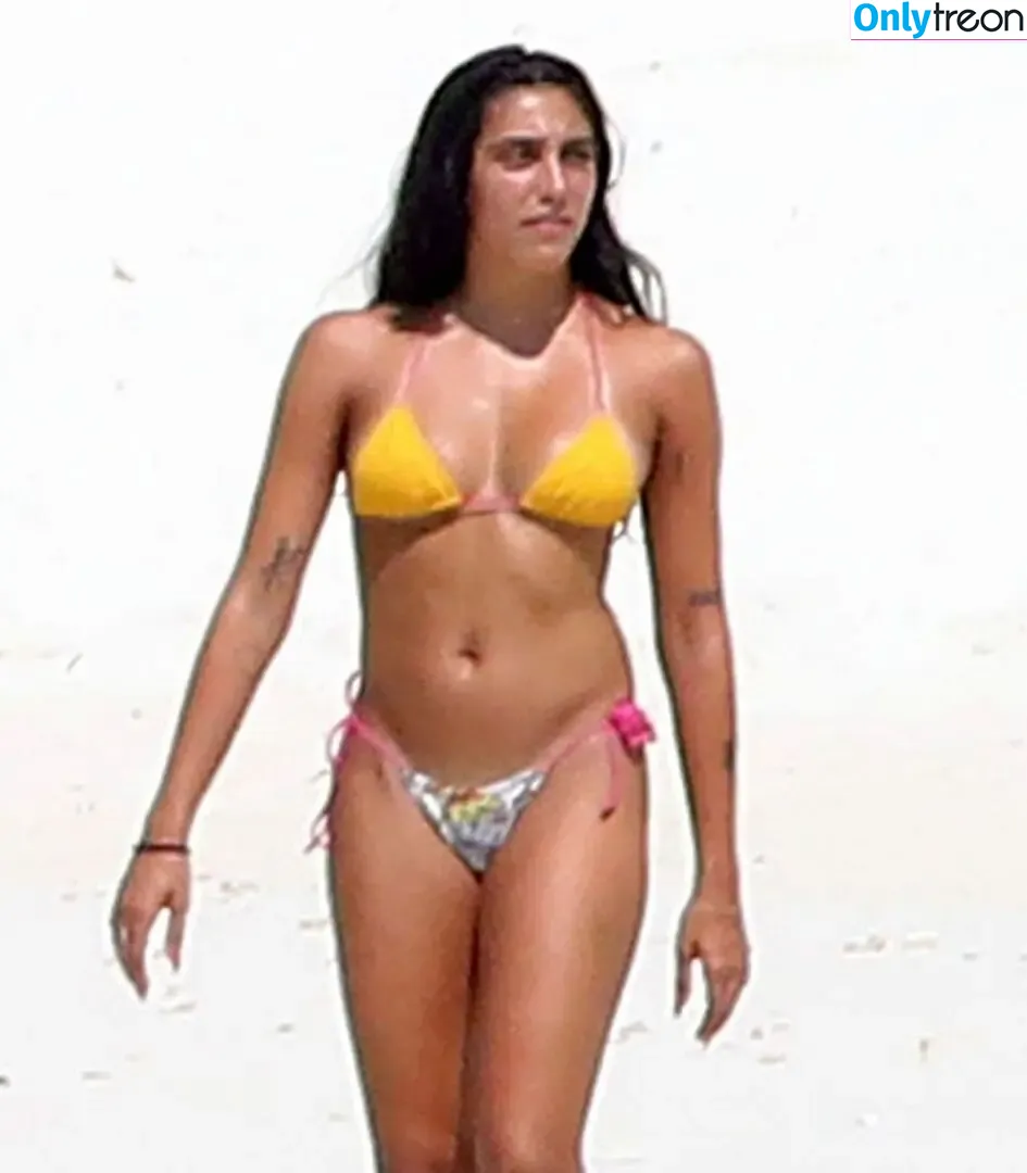 Lourdes Maria Ciccone Leon nude photo #0396 (lourdesleon)