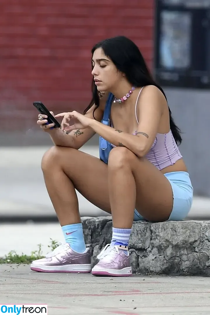 Lourdes Maria Ciccone Leon nude photo #0413 (lourdesleon)