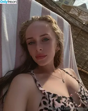 nude photo #0002