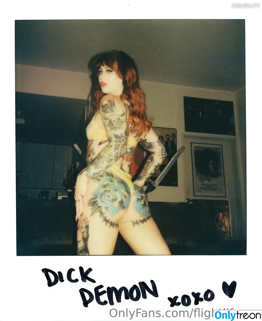 lovelesssuicide nude photo #0038 (lovelesssuicide)