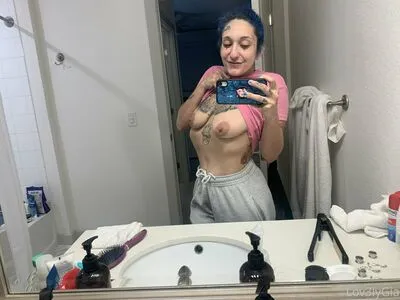  nude photo #0004