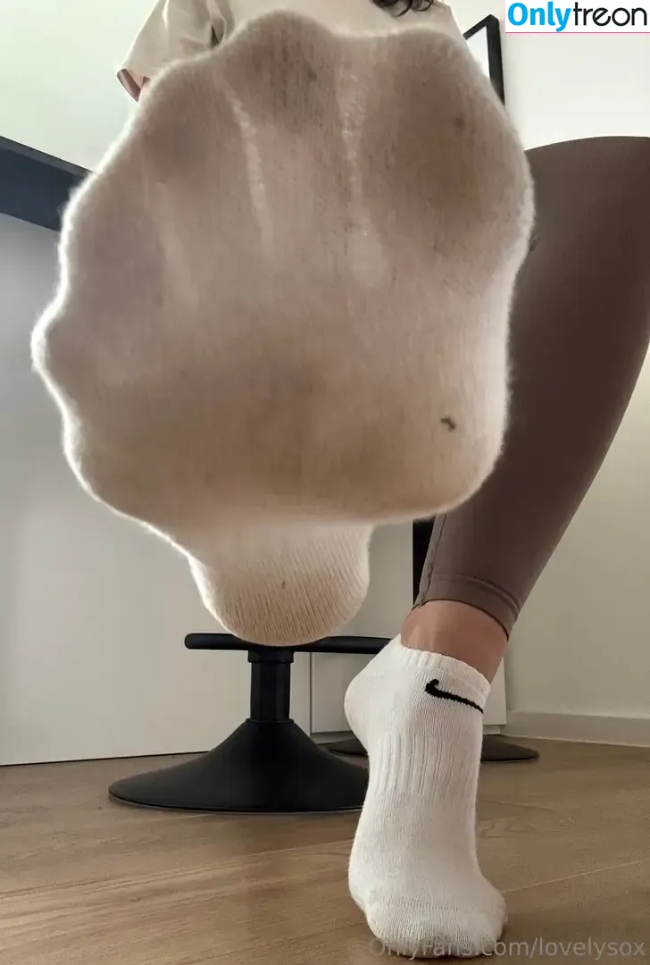 lovelysox nude photo #0115 (lovely.socks3.0 / lovely.socks_)