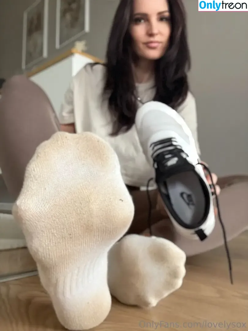 lovelysox nude photo #0124 (lovely.socks3.0 / lovely.socks_)