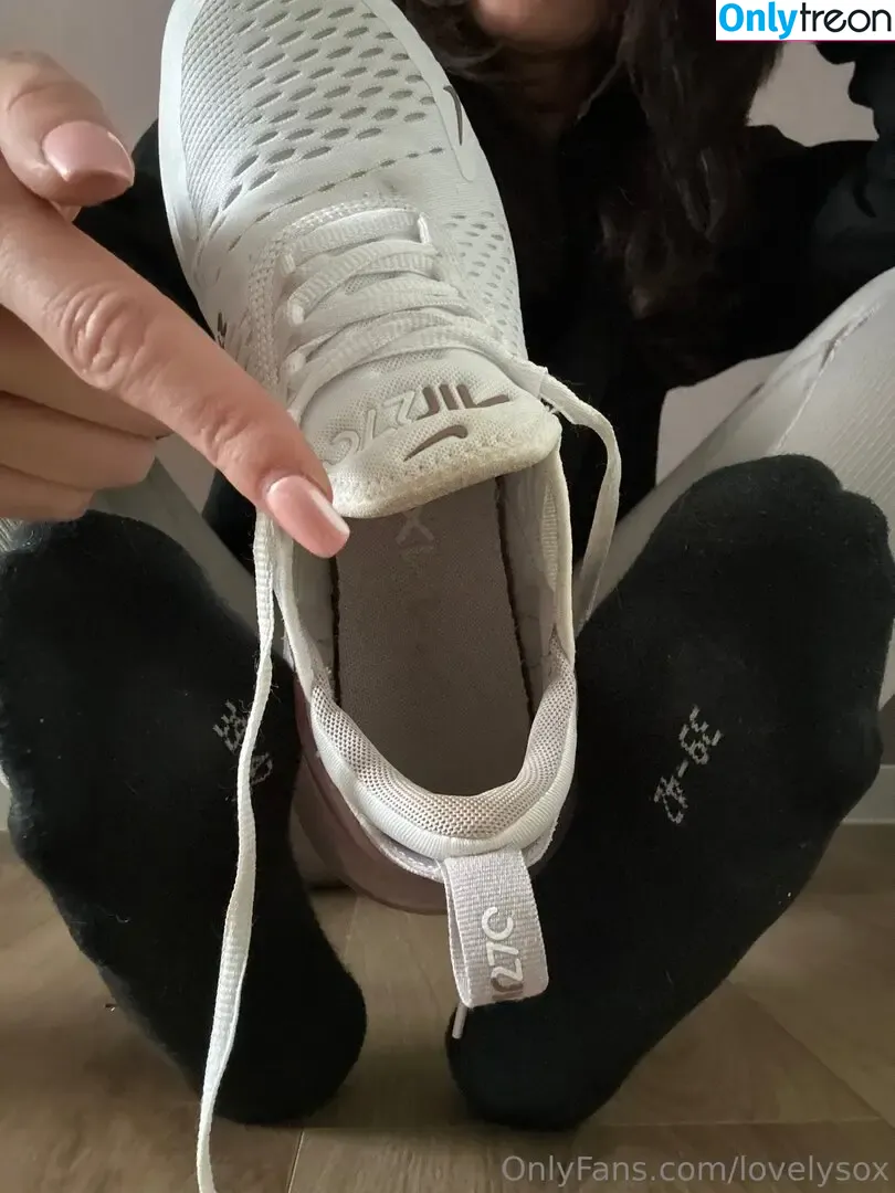 lovelysox nude photo #0135 (lovely.socks3.0 / lovely.socks_)