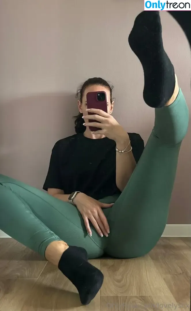 lovelysox nude photo #0146 (lovely.socks3.0 / lovely.socks_)