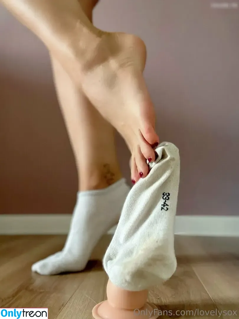 lovelysox nude photo #0198 (lovely.socks3.0 / lovely.socks_)