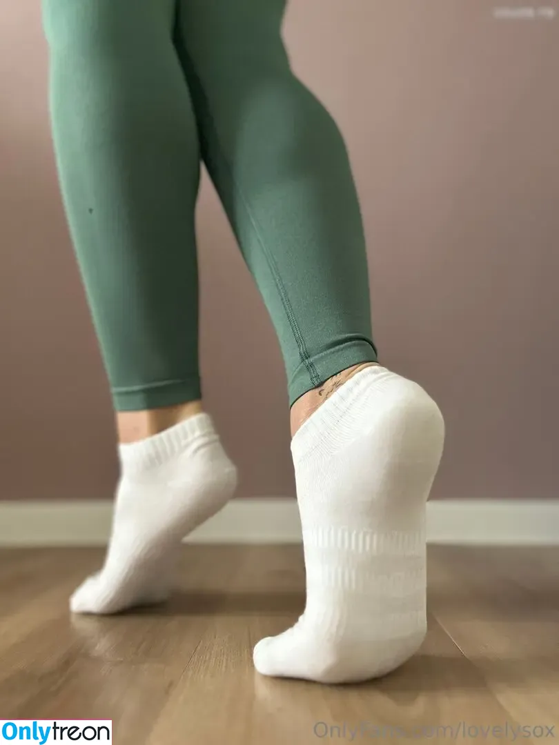 lovelysox nude photo #0222 (lovely.socks3.0 / lovely.socks_)