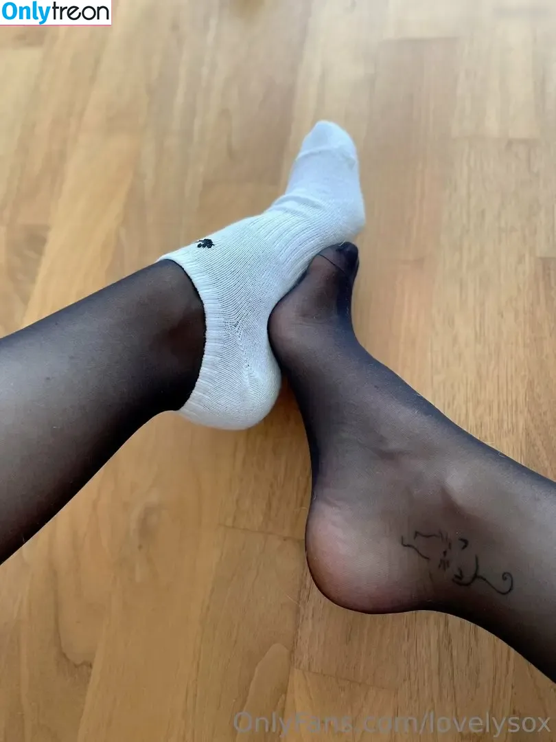 lovelysox nude photo #0264 (lovely.socks3.0 / lovely.socks_)