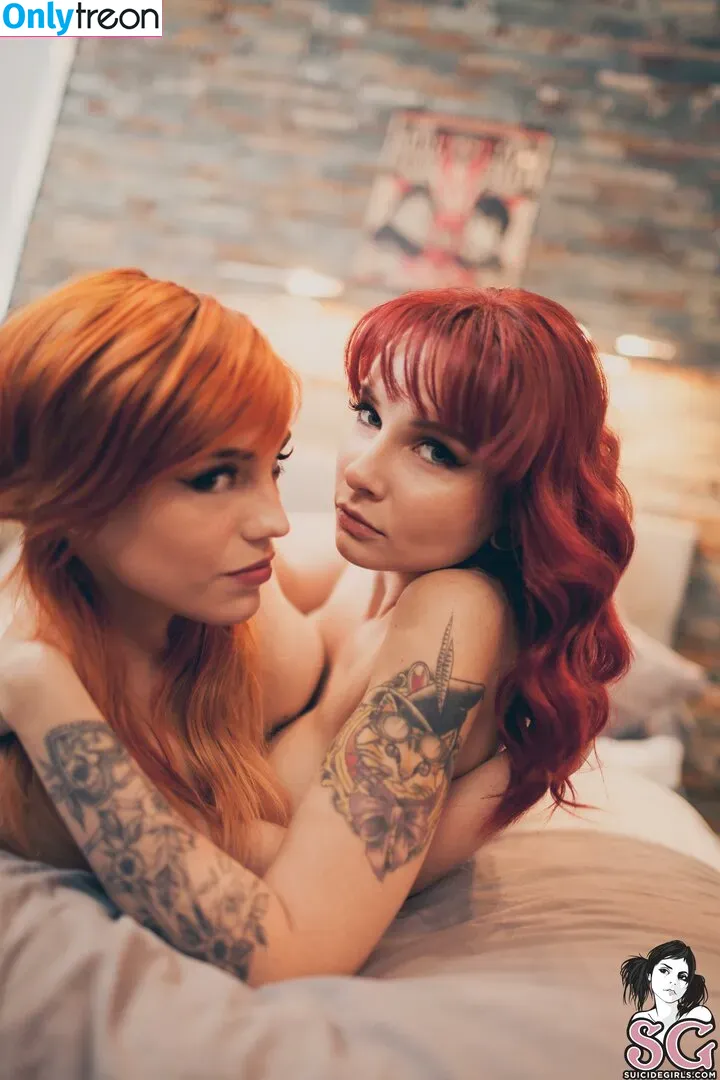 Lovia Suicide nude photo #0036 (Lovia Suicide)