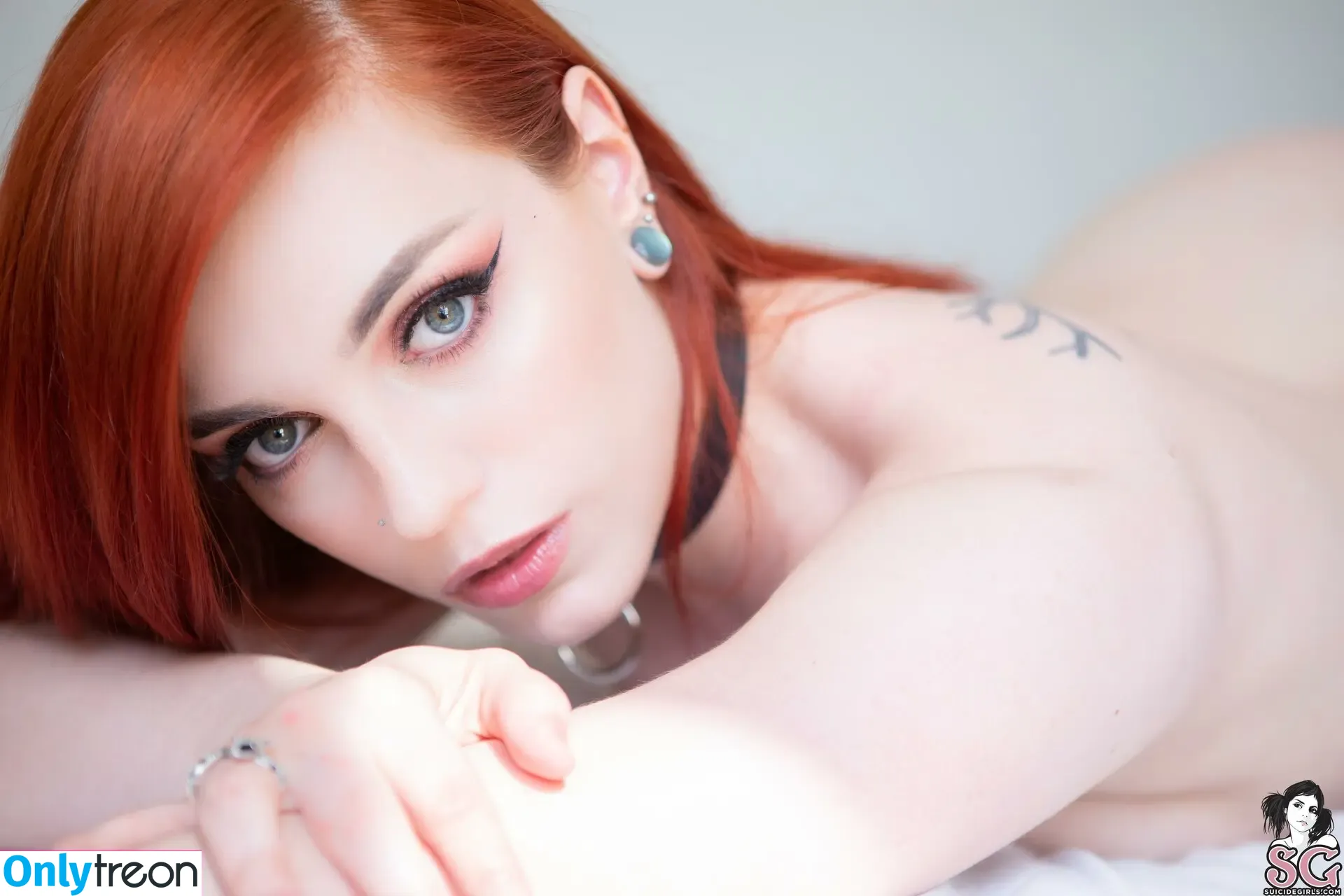 Lovia Suicide nude photo #0192 (Lovia Suicide)
