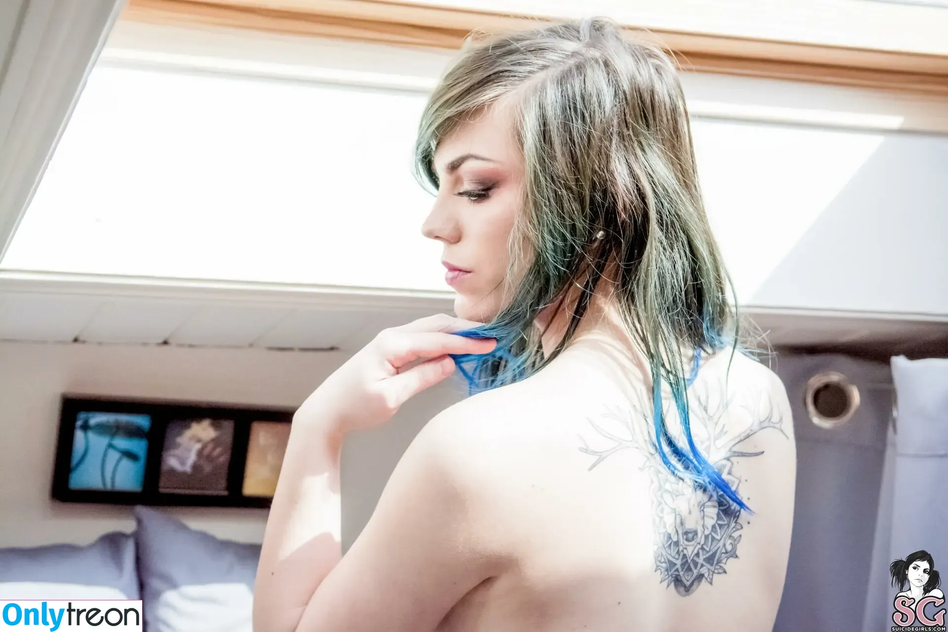 Lovia Suicide nude photo #0235 (Lovia Suicide)