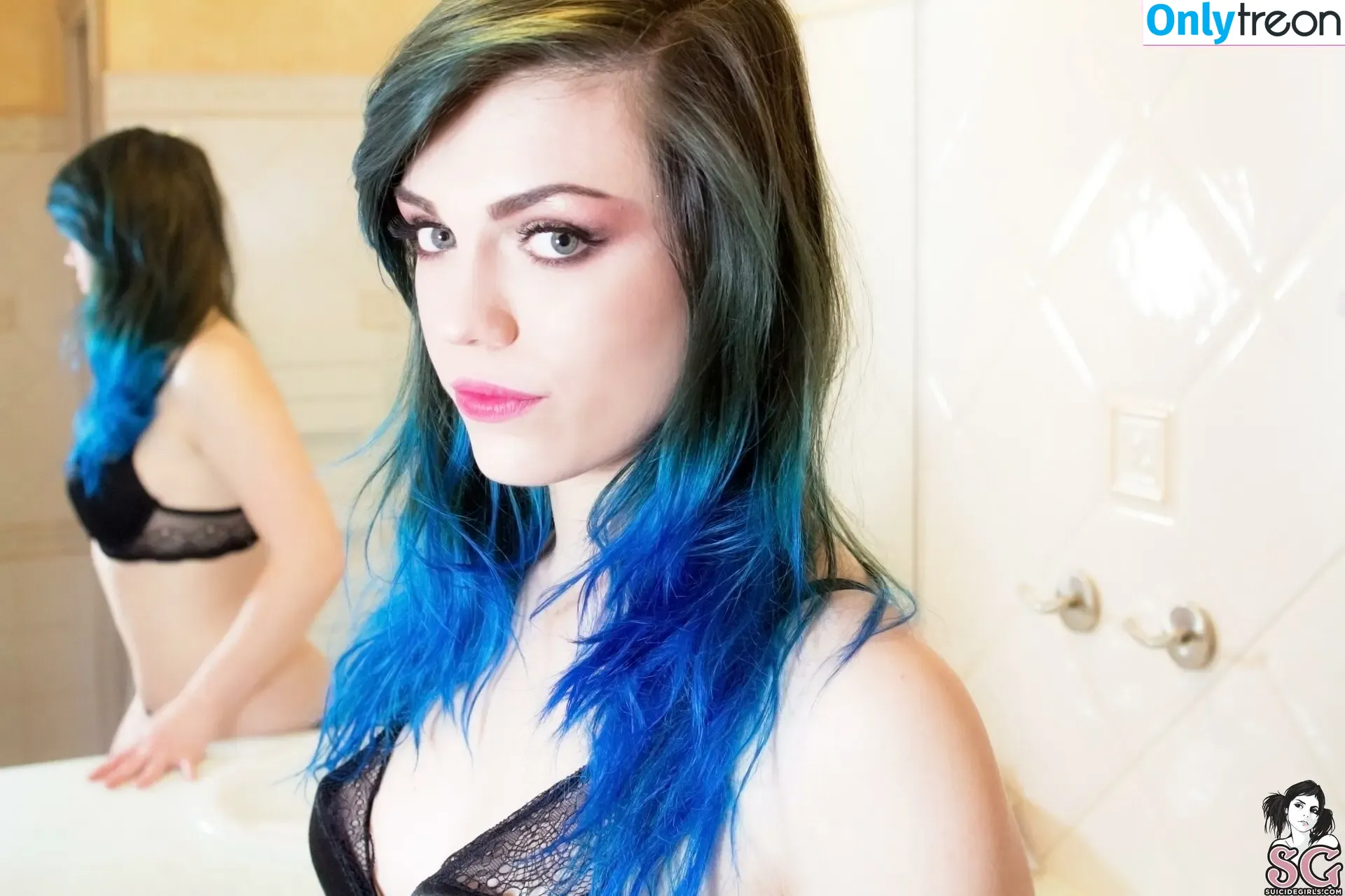 Lovia Suicide nude photo #0248 (Lovia Suicide)