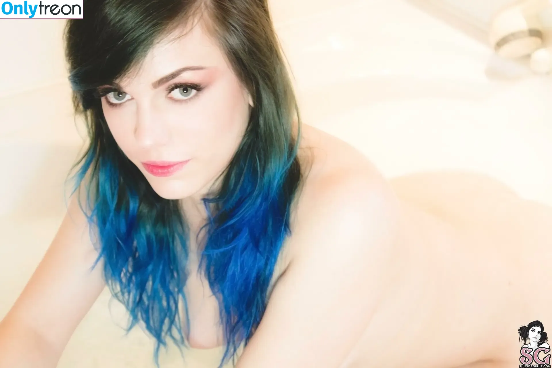 Lovia Suicide nude photo #0263 (Lovia Suicide)