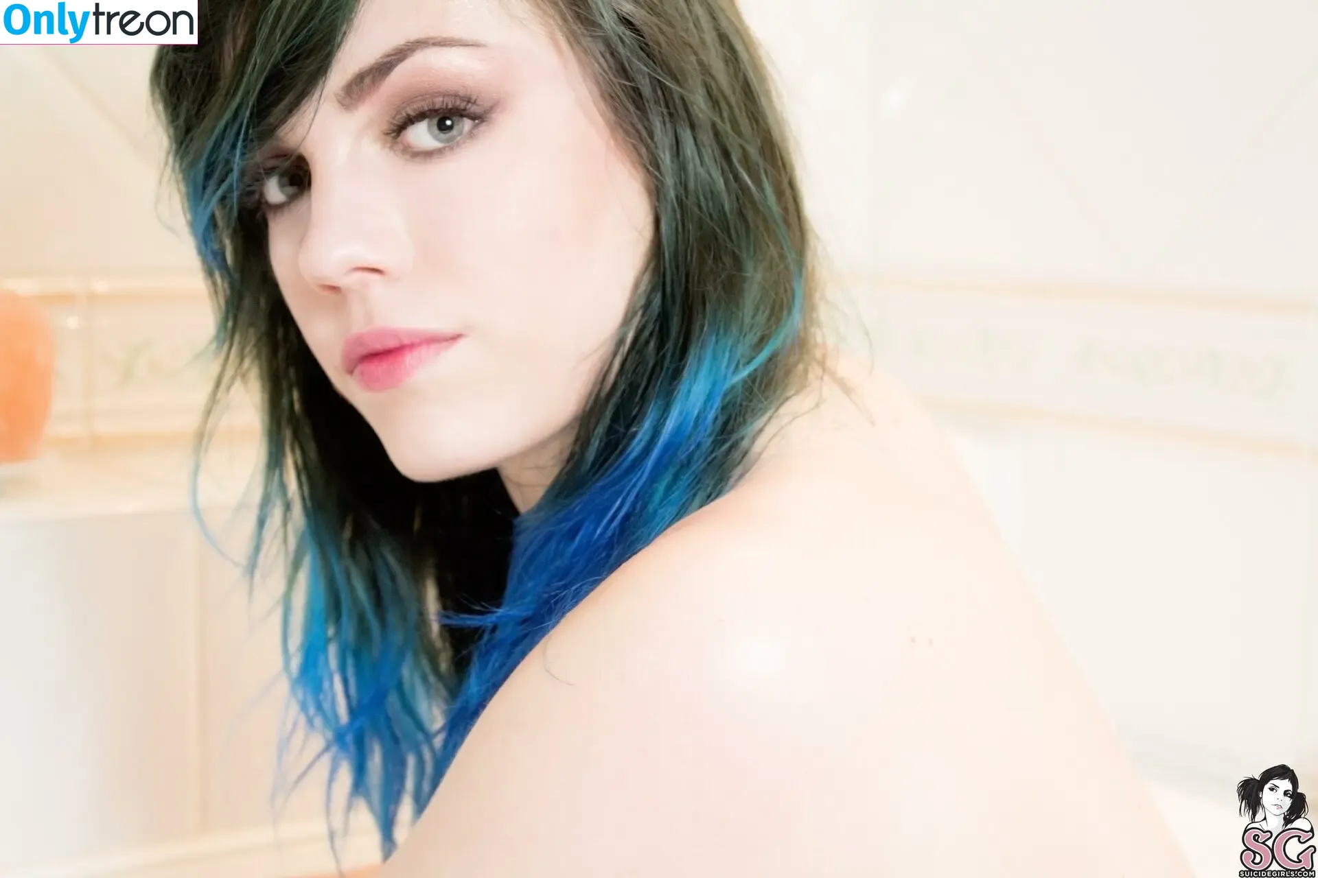 Lovia Suicide nude photo #0275 (Lovia Suicide)
