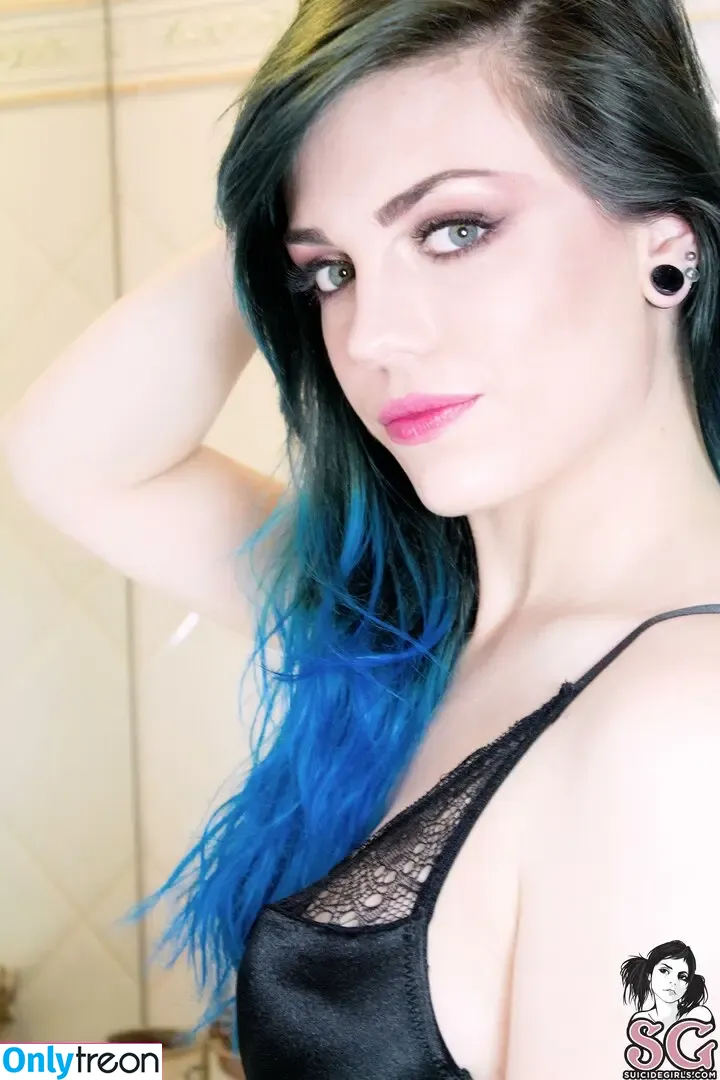 Lovia Suicide nude photo #0285 (Lovia Suicide)