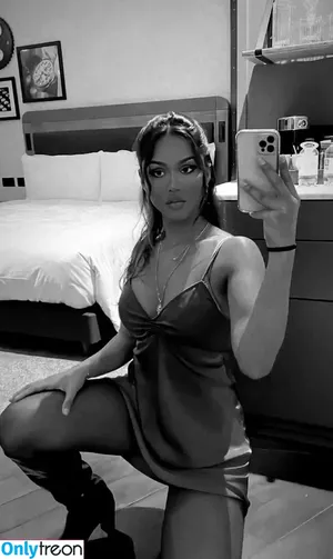 LtsLara / Lilmisslanka / itsurlala nude photo #0019