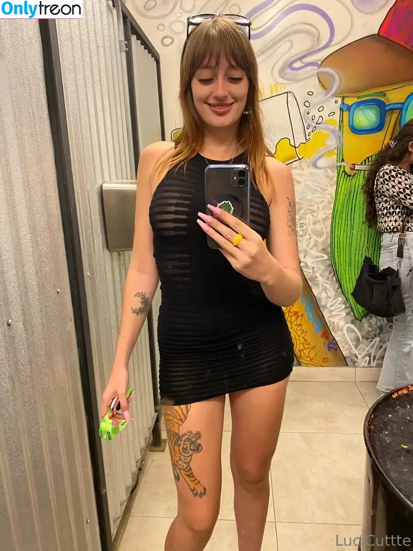 lucicuttte nude photo #0027 (lucy.cutter)