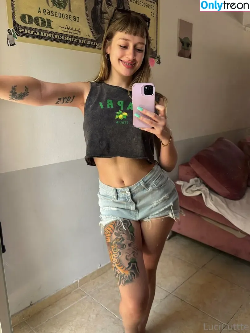 lucicuttte nude photo #0045 (lucy.cutter)