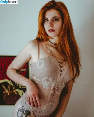 Lucilla Jiggly / lucilla.jiggly nude photo #0072