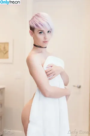 LuckyBonez / lucky_bonez nude photo #0710