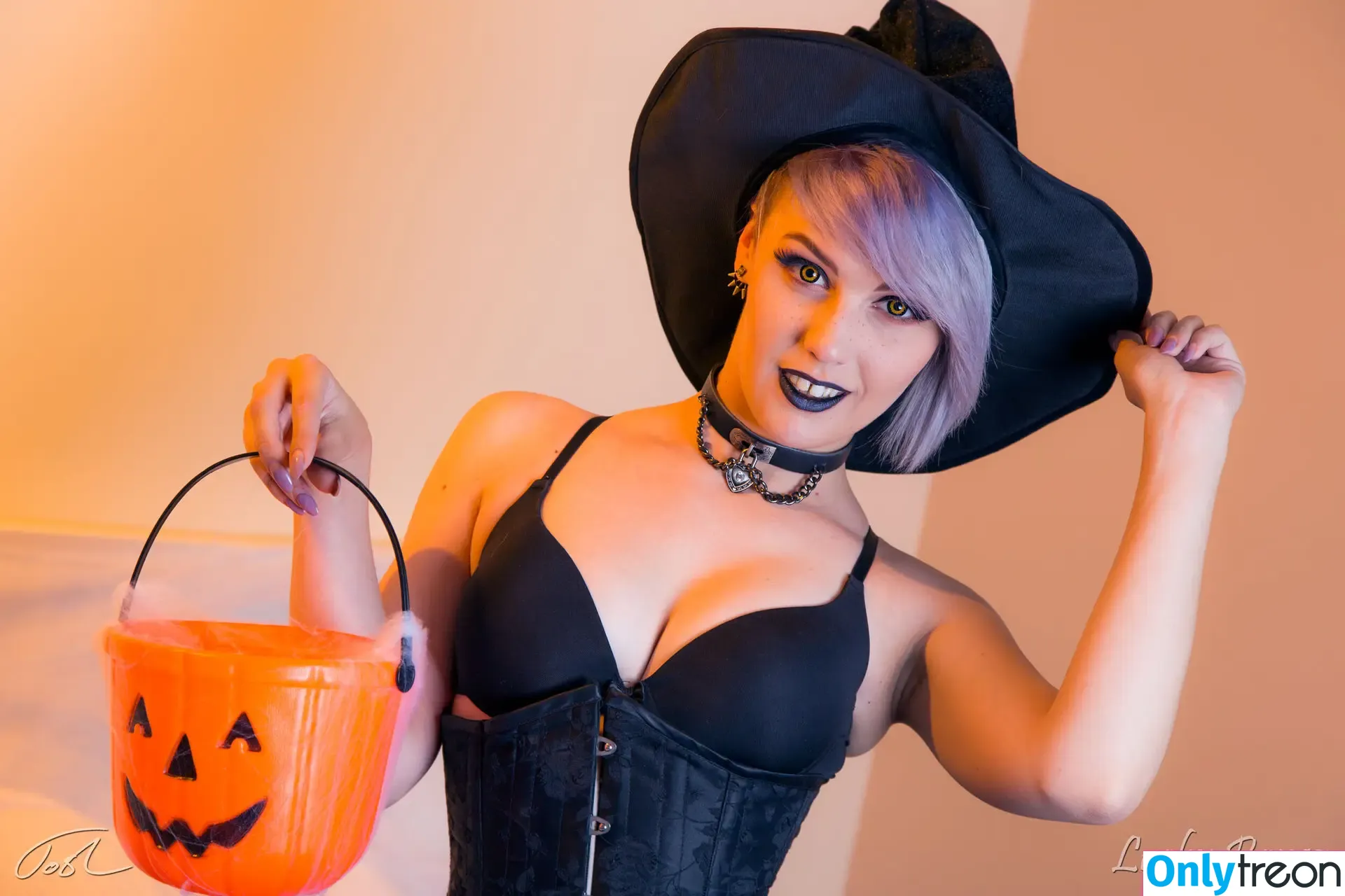 LuckyBonez nude photo #0508 (lucky_bonez)