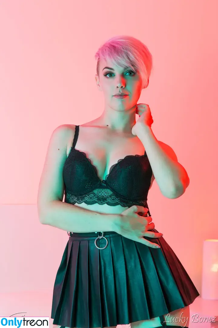 LuckyBonez nude photo #0867 (lucky_bonez)