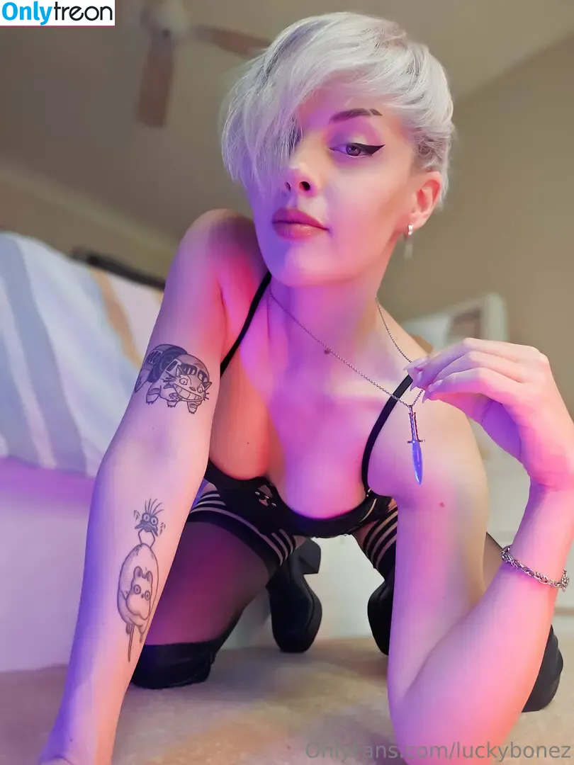 LuckyBonez nude photo #1946 (lucky_bonez)