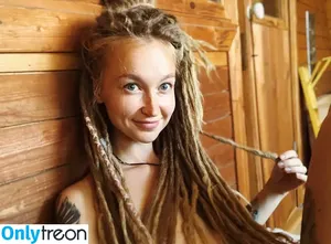 Luckydread / Nastya Sarafanchikova / luckydr / sarafanchikova nude photo #0007