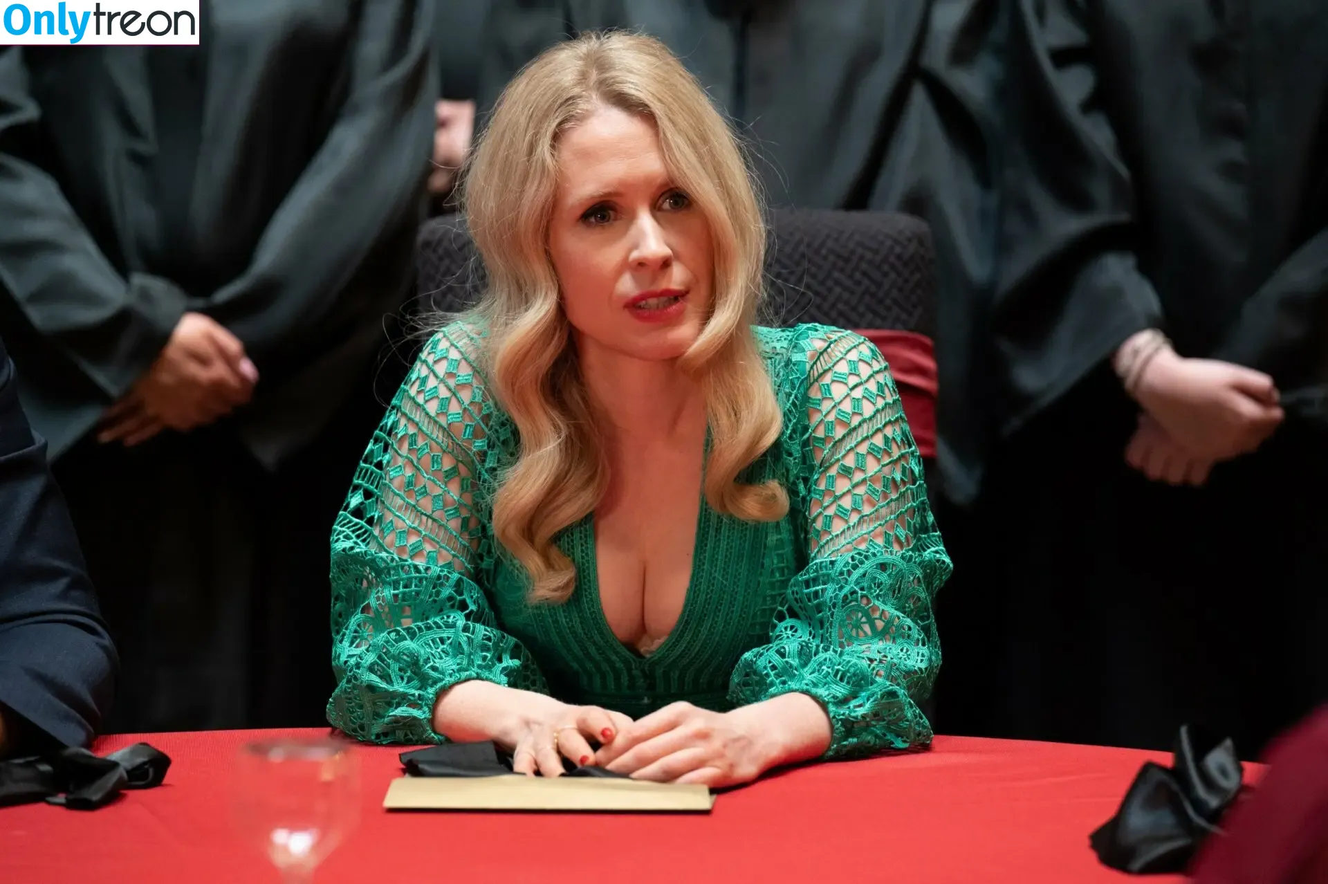 Lucy Beaumont nude photo #0001 (the_one_from_hull)