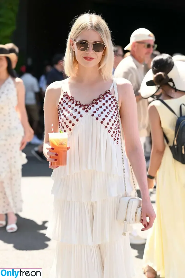 Lucy Boynton nude photo #0194 (lucyboynton1)