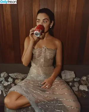 Lucy Hale / lucyhale nude photo #0041