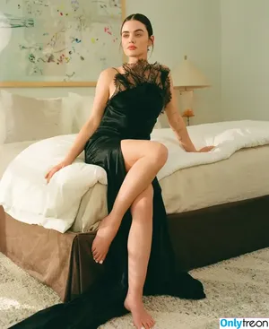 Lucy Hale / lucyhale nude photo #0104