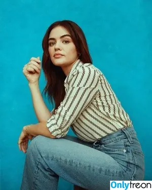 Lucy Hale / lucyhale nude photo #0123