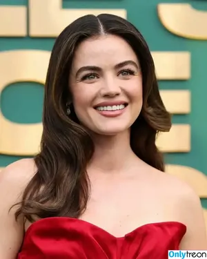 Lucy Hale / lucyhale nude photo #0153